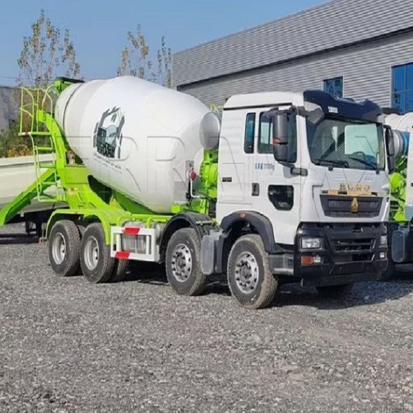 Camion pentru betoniere grele-utilizate